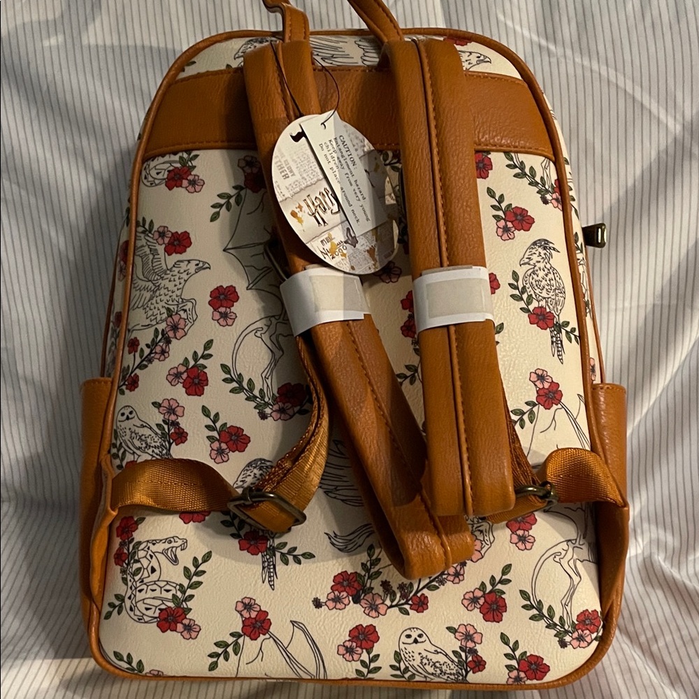 Loungefly Cream and Brown Harry Potter Backpack - Picture 3 of 5